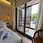 Hotel S'estancia 4*