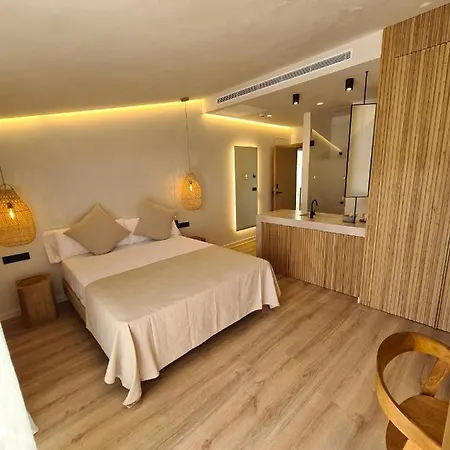 S'estancia 호텔 4*