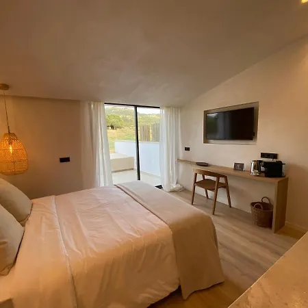 S'estancia Hotel 4*