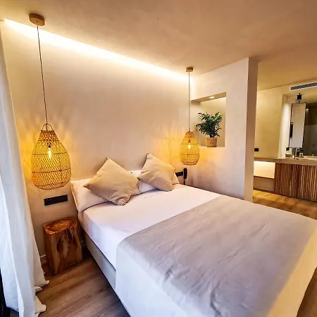 S'estancia Hotel