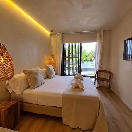 ホテル S'estancia 4*