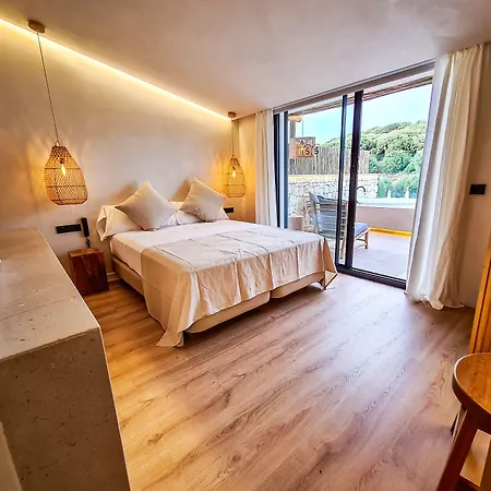 Hotel S'estancia 4*