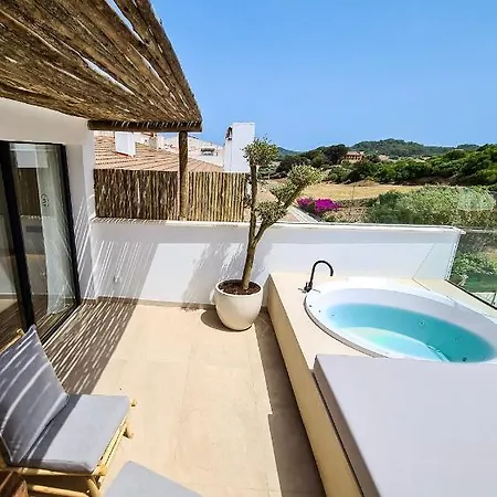 Hotel S'estancia Es Mercadal