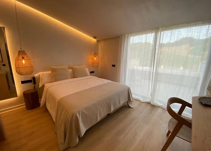 Hotel S'estancia Es Mercadal